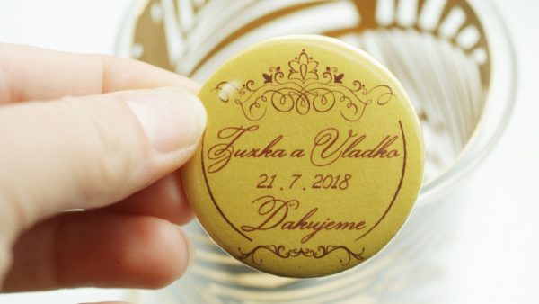 Svadobný odznak alebo magnetka – darček pre svadobčanov elegantný zlatý Svadobné odznaky - ELART 8