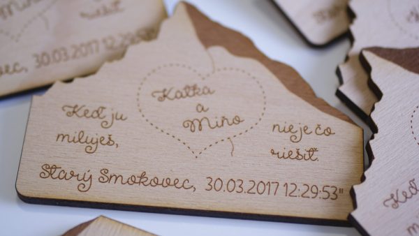 Gravírované drevené svadobné oznámenie Hory Drevené svadobné oznámenia - ELART 5