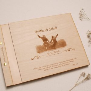 Drevená svadobná kniha hostí Svadobné knihy hostí - ELART