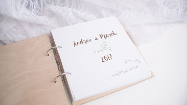 Drevená svadobná kniha hostí vtáčiky Svadobné knihy hostí - ELART 7