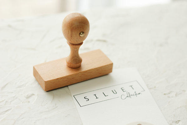 Mini drevená pečiatka s logom - handmade - Elart